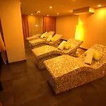 Hotel Malak Regency