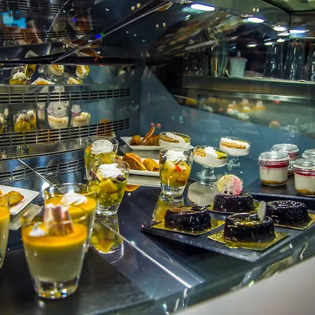 Malak Regency Hotel 5*