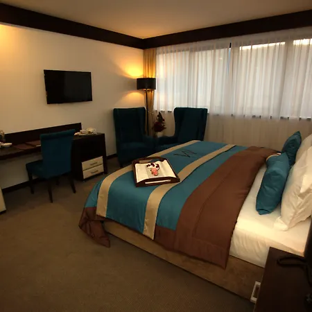 Hotel Malak Regency 5*