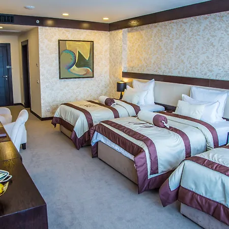 Hotel Malak Regency Hotel 5*