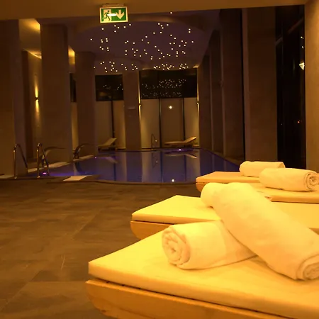 Malak Regency Hotel