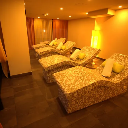 Hotel Malak Regency