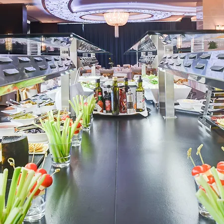 Hotel Malak Regency 5*