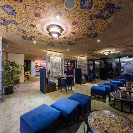 Hotel Malak Regency 5*