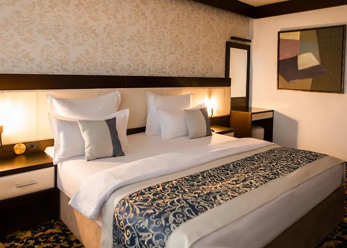 Hotel Malak Regency 5*