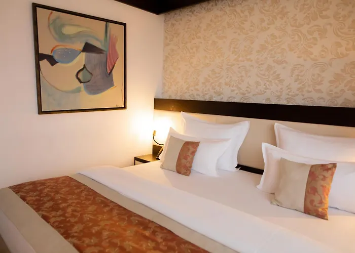 Malak Regency Hotel 5*