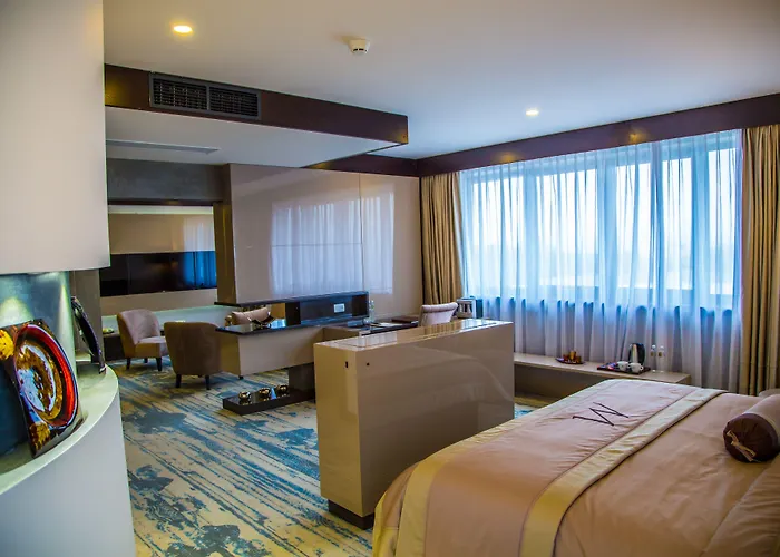 Malak Regency Hotel 5*